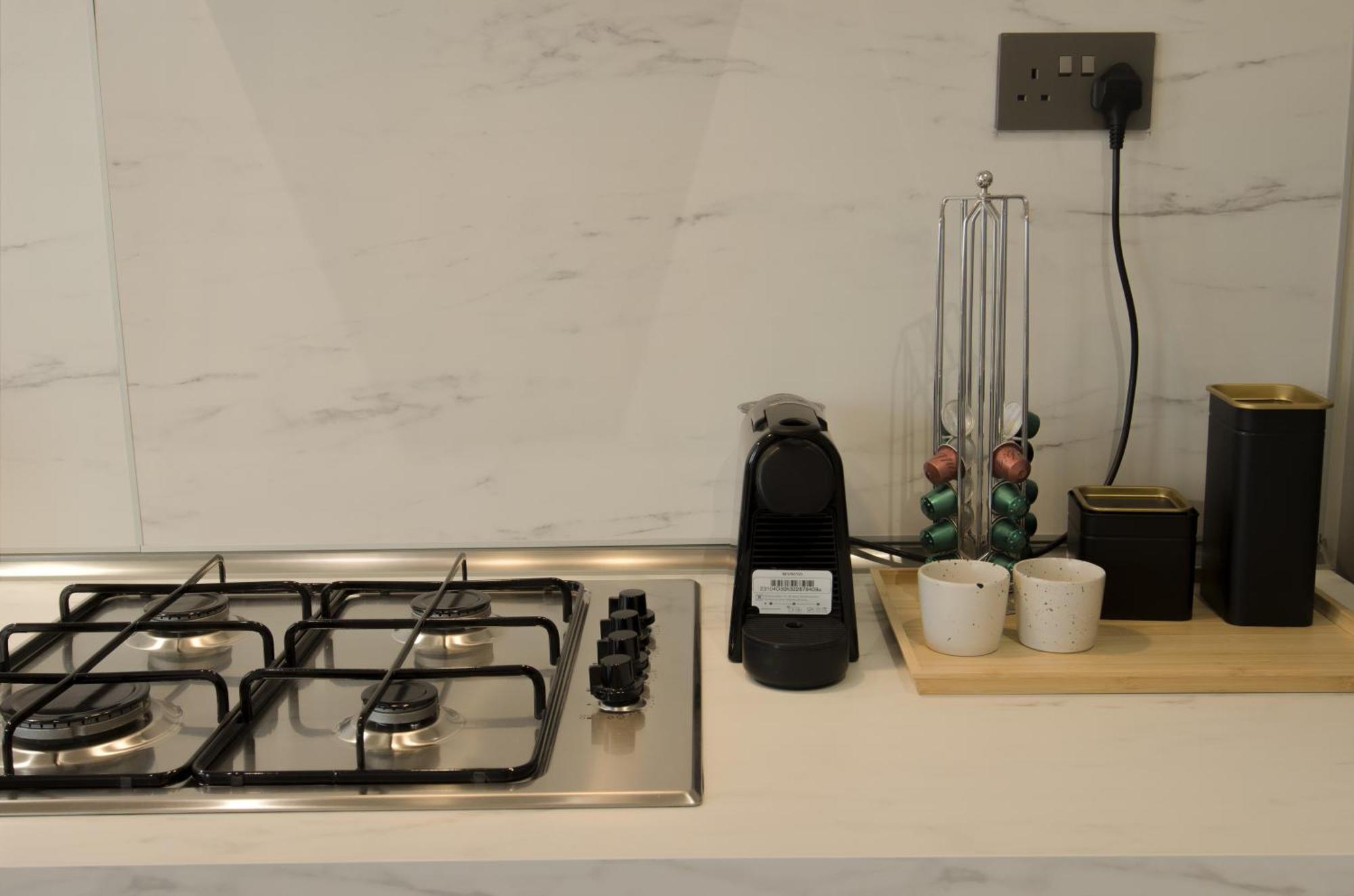 Modern Luxurious 1br, Penthouse Bliss *